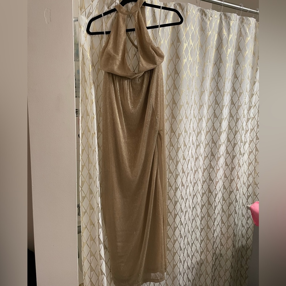 Gold Lulus halter dress NWT